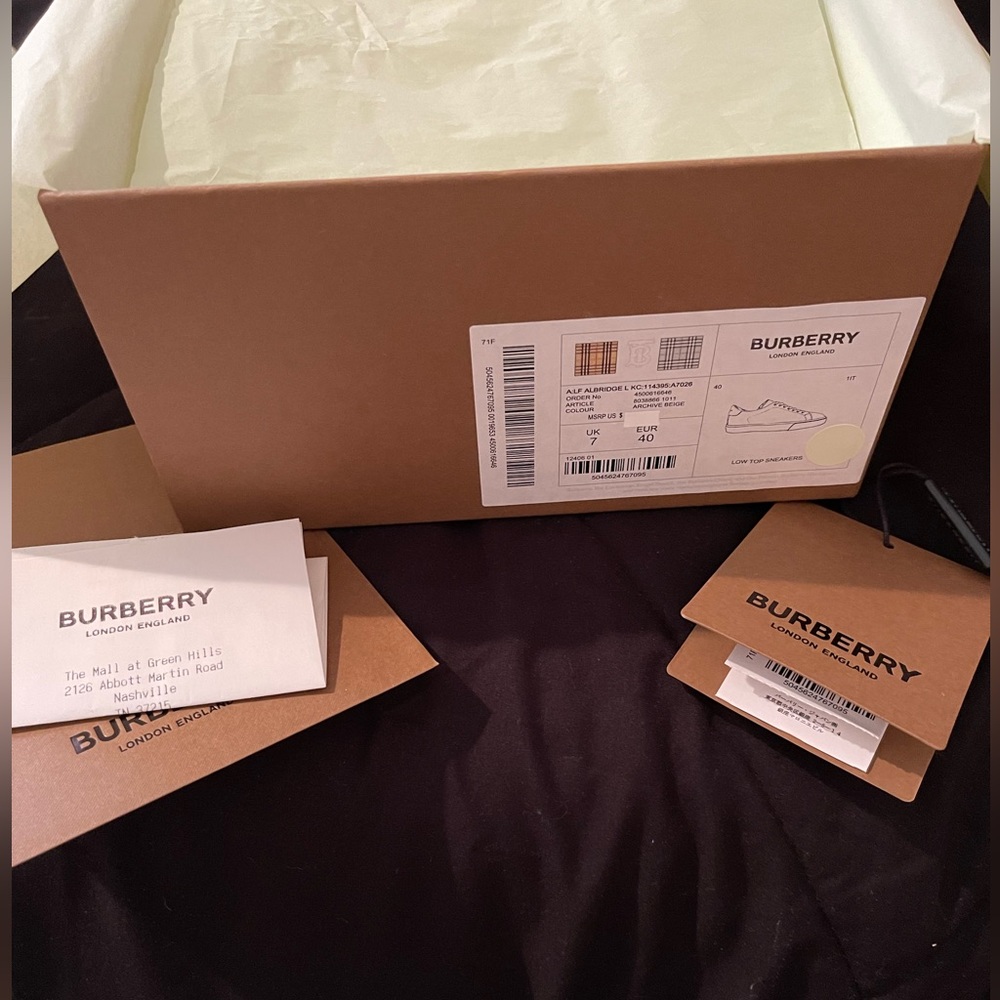Burberry tennis shoes - worn once - Picture 7 of 7